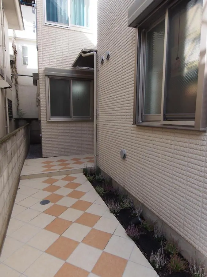 City Oasis Tokyo Apartment