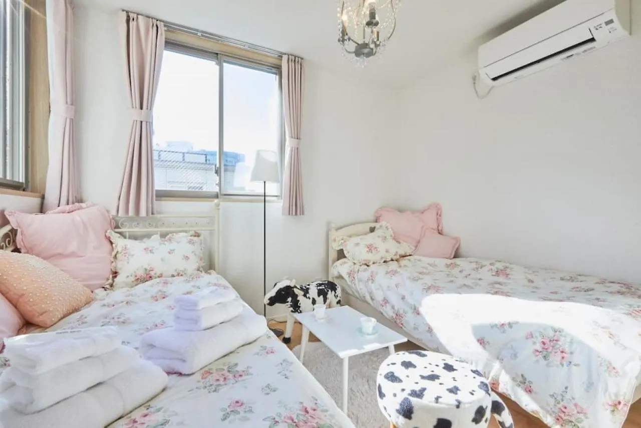 City Oasis Tokyo Apartment